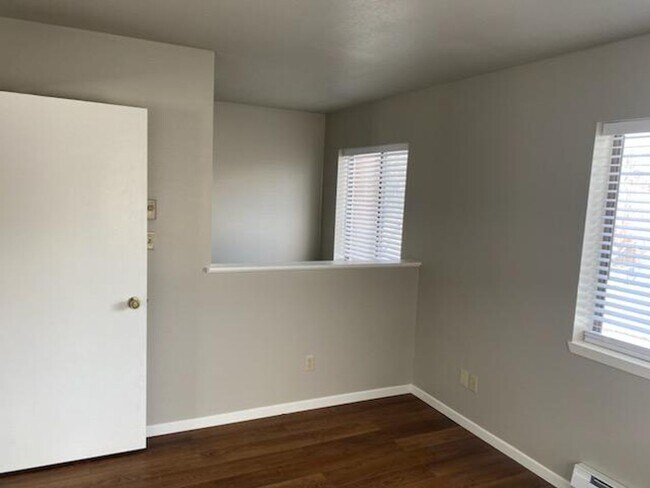 Foto del edificio - *LEASE PENDING* Remodeled Condo on Talisma...