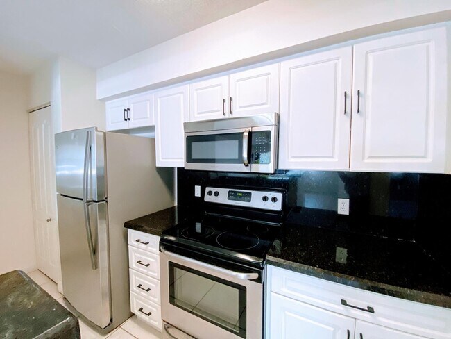 Foto del edificio - 530 S Park Rd