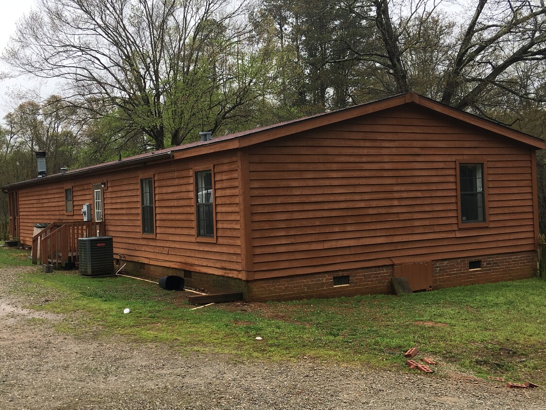 Foto principal - 189 Oaktree Rd