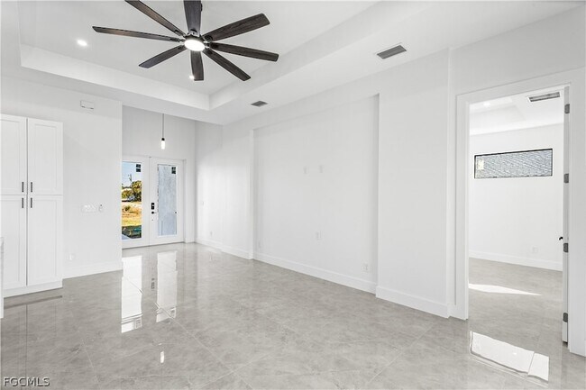 Foto del edificio - 3318 NE 13th Pl