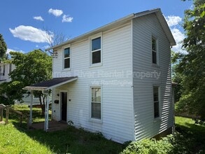 Building Photo - 2336 Aragon St