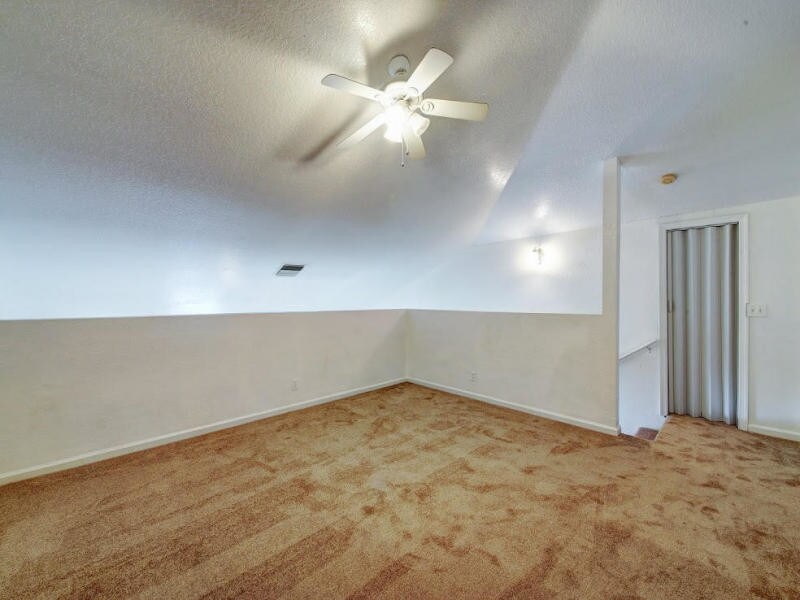 Foto del edificio - 13711 Yarmouth Ct