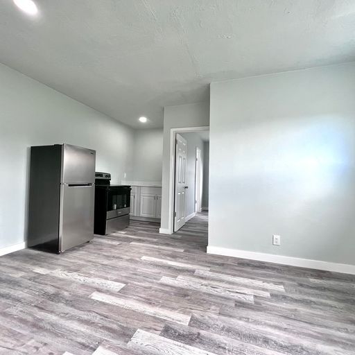 Foto del edificio - 806 NW 7th Terrace