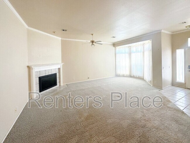Foto del edificio - 11705 S Forest Ct