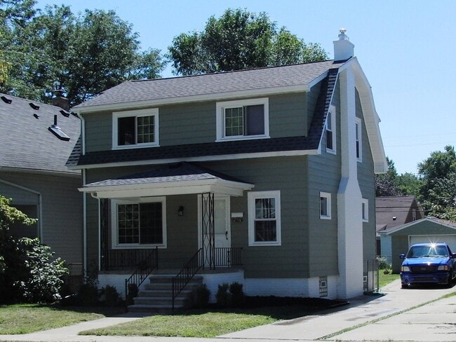 Building Photo - 21703 Francis Street