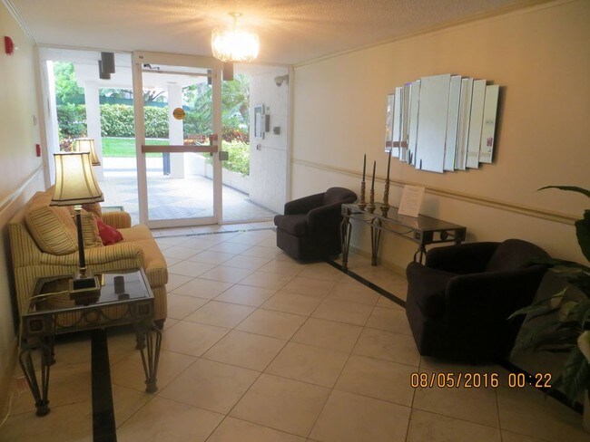 Foto del edificio - 220 Belleview Blvd