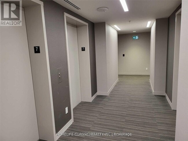 Building Photo - 2081 Fairview St