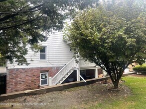 Building Photo - 1833 S Webster Ave