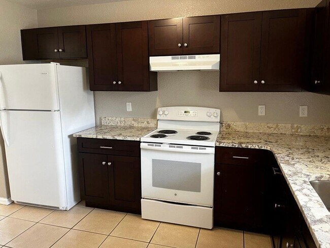 Foto del edificio - 354 Pearlwood St