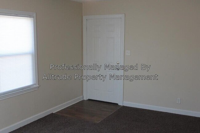 Building Photo - 2513 Dixie Hwy