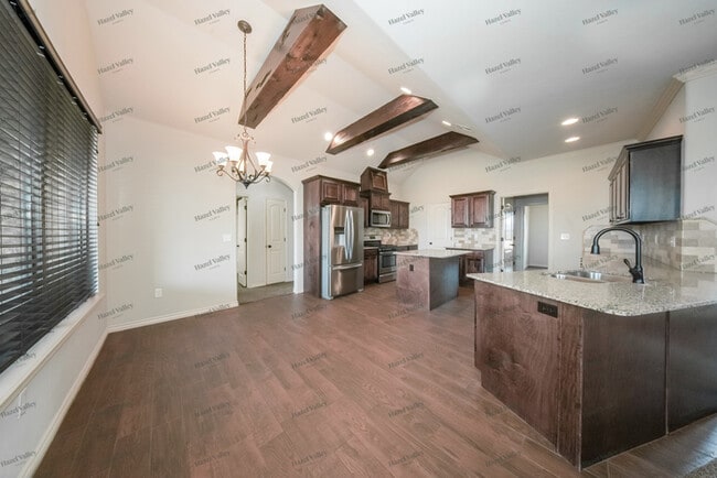 Building Photo - 20551 Frontier Ave