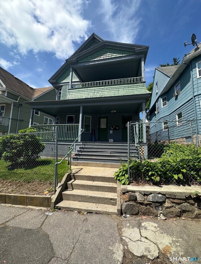 Building Photo - 173 Chestnut Ave