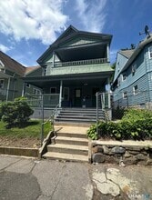 Building Photo - 173 Chestnut Ave