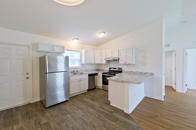 Foto del edificio - 539 Marion Oaks Pass