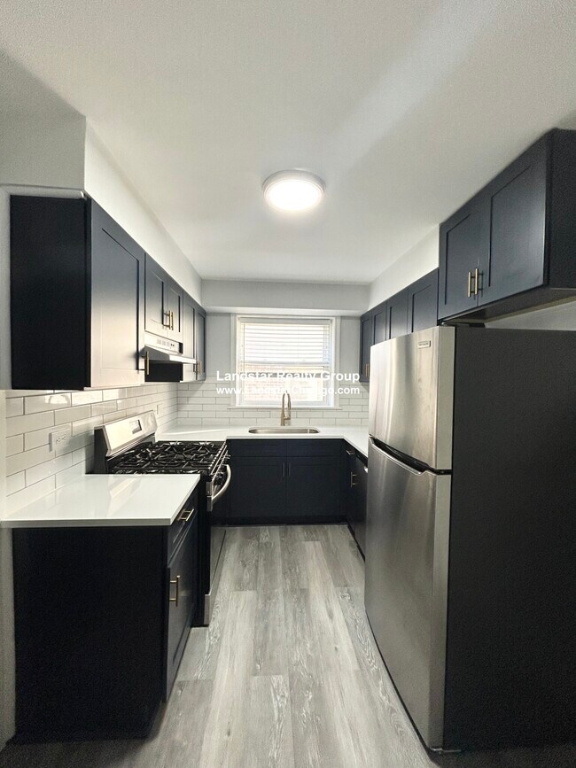 Foto del edificio - 2715 W Berwyn Ave