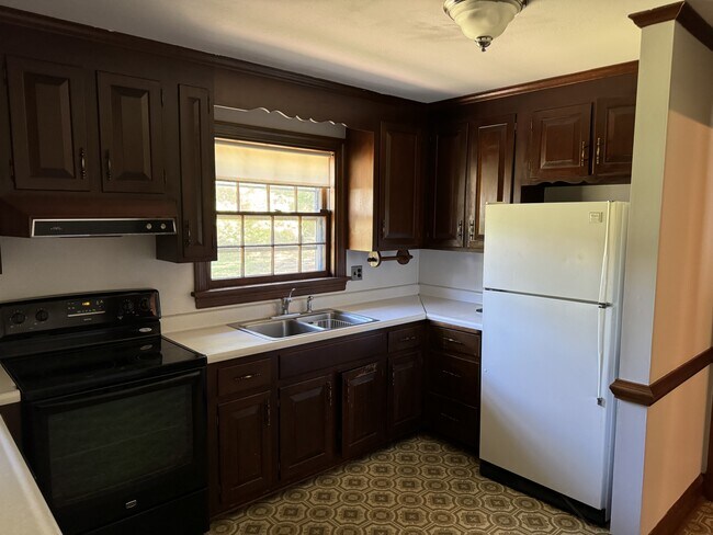 Foto del edificio - 7238 Bellspring Dr