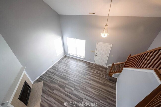 Building Photo - 8034 Little River Ln