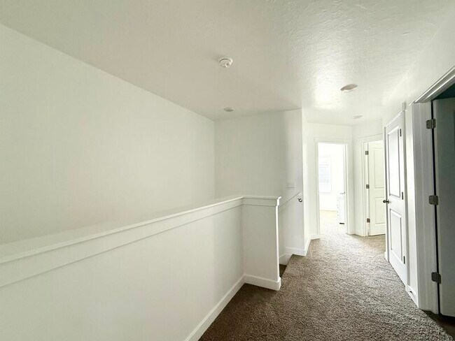 Foto del edificio - 38 N Northshore Dr