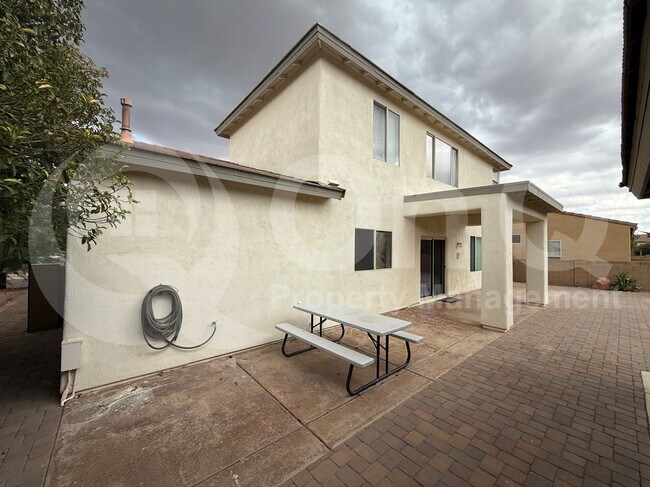 Foto del edificio - 15046 S Camino Rancho Sueno