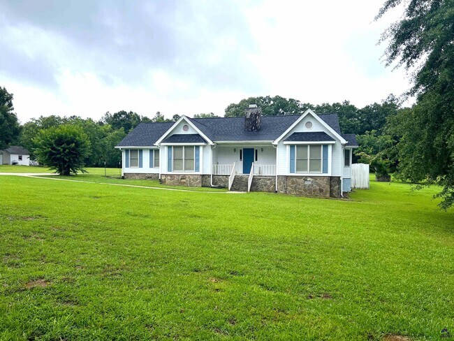 Foto del edificio - 178 Woodard Rd