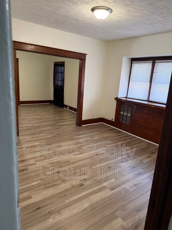 Foto del edificio - 2750 Monroe St