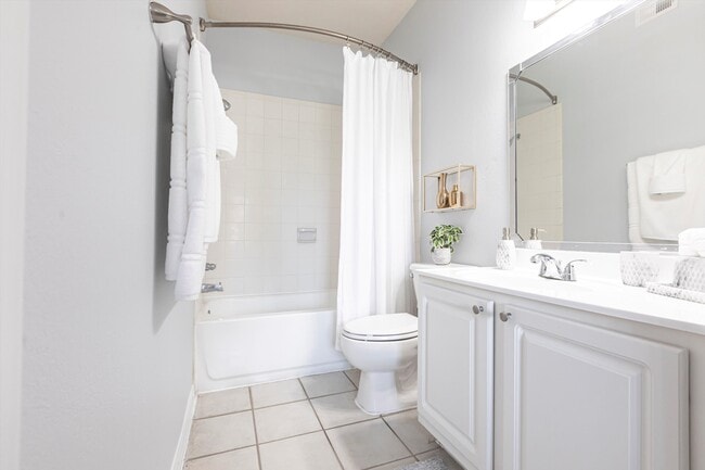 Bathroom - Westbury at Lake Brandon