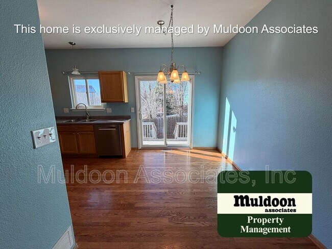 Foto del edificio - 821 Legend Oak Dr