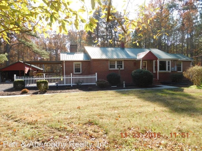 Building Photo - 17425 Pole Run Rd