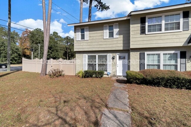Building Photo - 832 Tibet Ave
