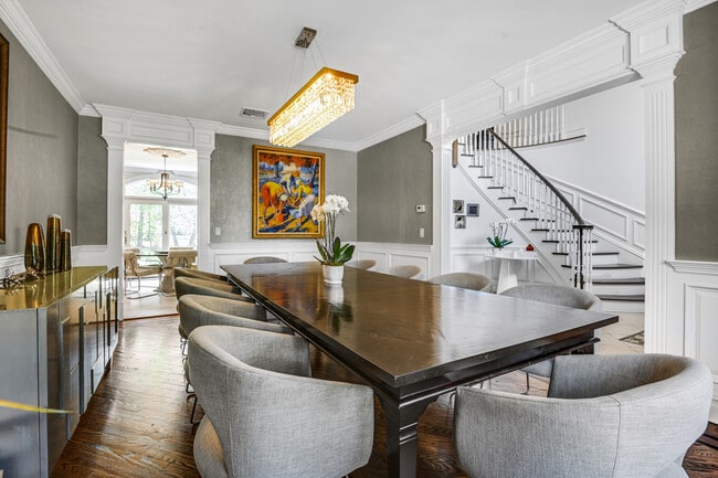 Building Photo - 49 Walker Ave