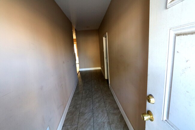 Building Photo - 9738 S Ave L