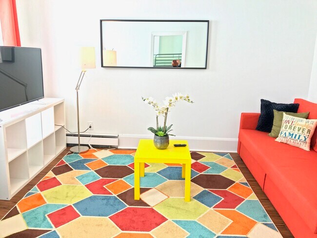 Foto del edificio - 130 W 8th St