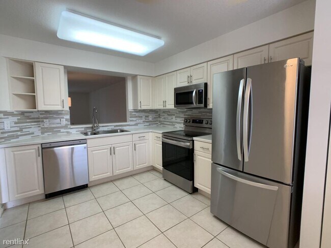 Foto del edificio - 3 br, 2 bath House - 12511 Imperial Isle D...