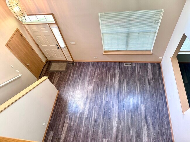 Foto del edificio - 2161 Gallant Fox Cir