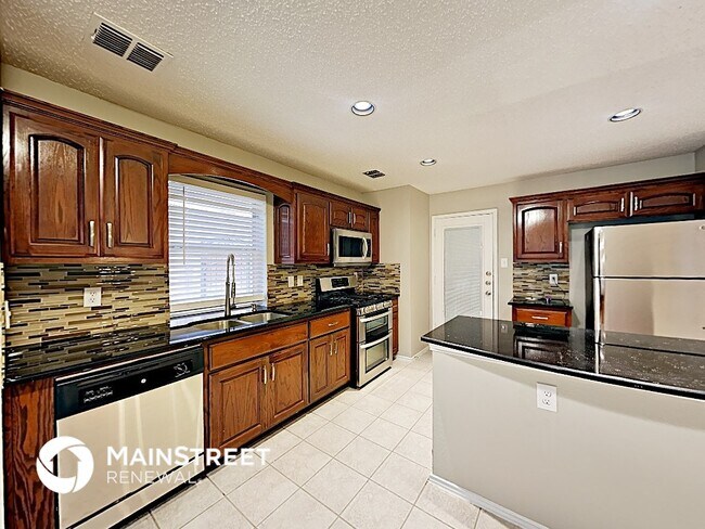 Foto del edificio - 4809 Shell Ridge Dr