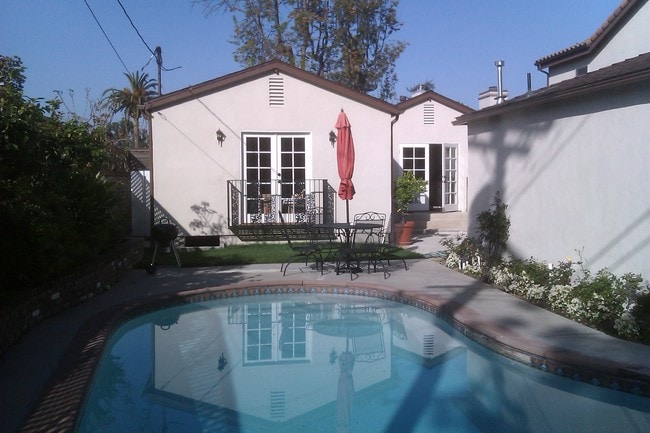 Back of house - 2226 Patricia Ave