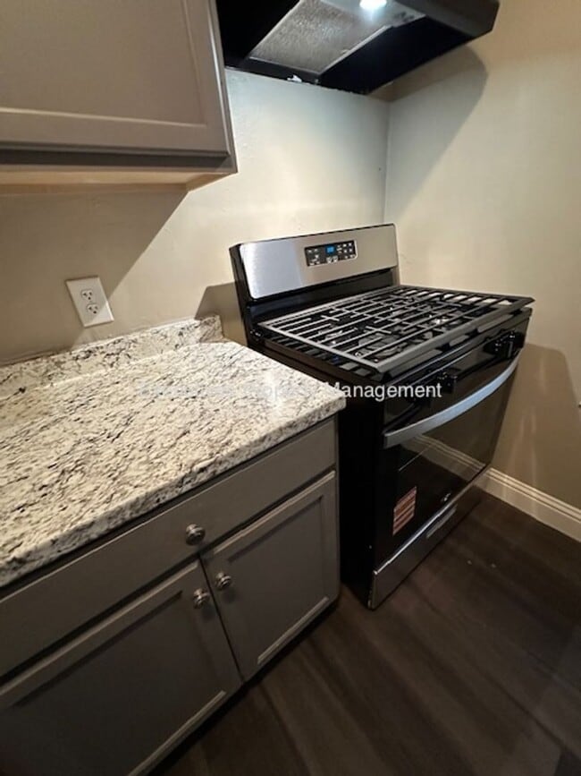 Foto del edificio - 2324 Q St