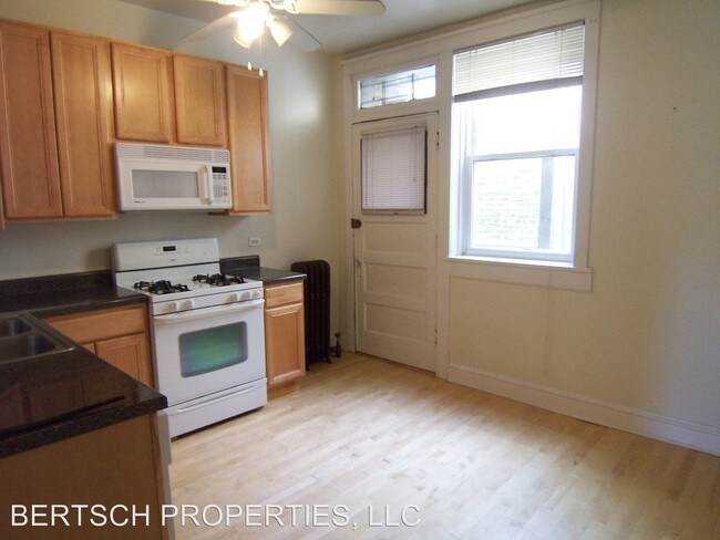 Foto del edificio - 4908 N Glenwood Ave