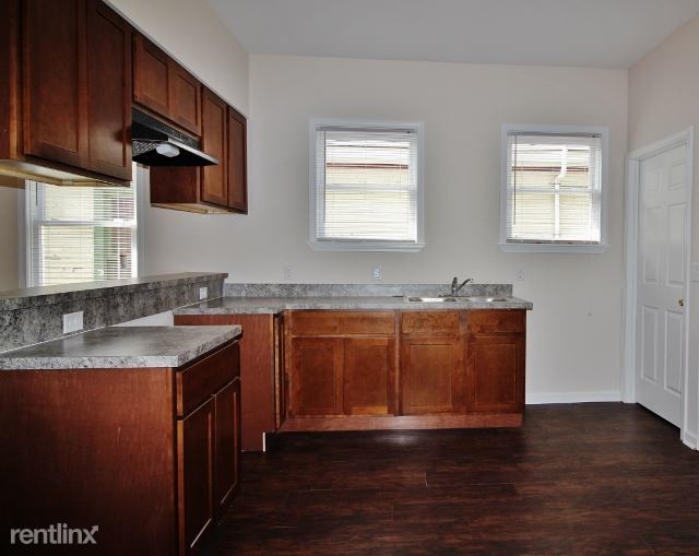 Foto del edificio - 3 br, 2 bath House - 1924 Walnut St