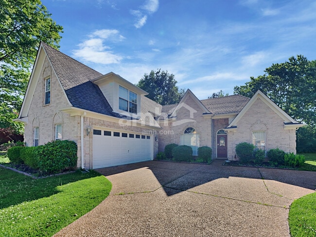 Building Photo - 5557 Mary Ln