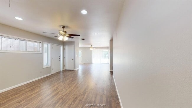 Building Photo - 1618 George Bush Dr