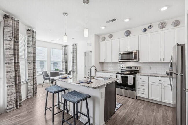 Foto del edificio - Alera at Hunters Glen