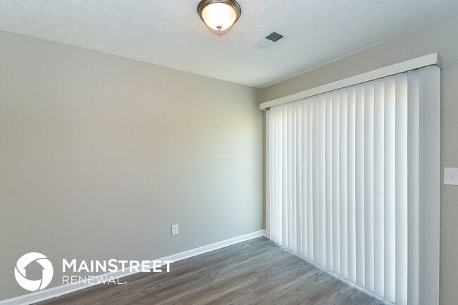 Building Photo - 5000 Cardinal Ct