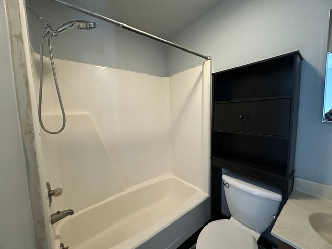 Building Photo - 123-16 Attica-W