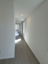 Building Photo - 3080 Fantasy Ter Dr