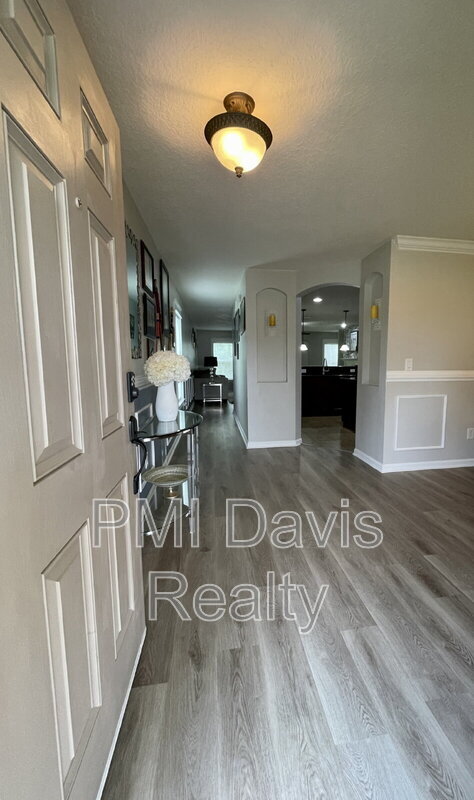 Foto del edificio - 11814 Lindsey Lake Drive