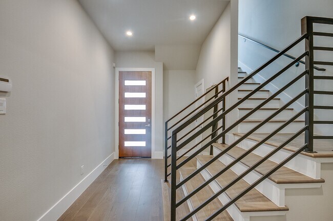 Foto del edificio - 1615 Wheeler Ave