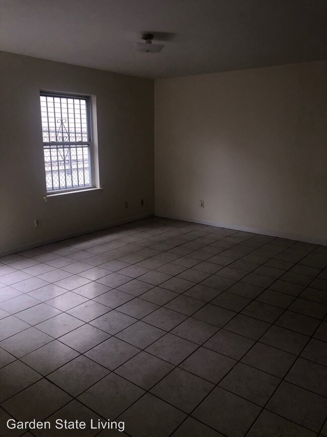 Foto del edificio - 299 S 19th St
