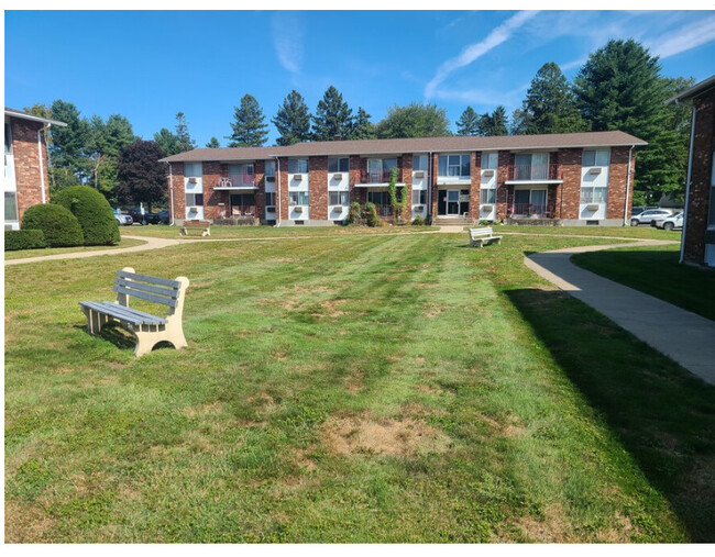 Building Photo - Enfield North Apartments