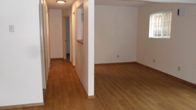 Foto del edificio - 3640 Liberty Rd S